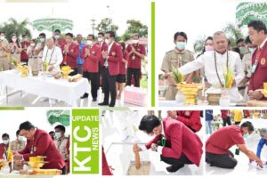นายเริงศักดิ์ เข็มทอง ผู้อำนวยการวิทยาลัยเทคนิคโคกสำโรง พร้อมคณะผู้บริหาร คณะครู และบุคลากรทางการศึกษา จัดพิธีลงเสาไม้มงคล เพื่อเตรียมการจัดตั้งศาลพระภูมิ และศาลเจ้าที่ ของวิทยาลัยเทคนิคโคกสำโรง