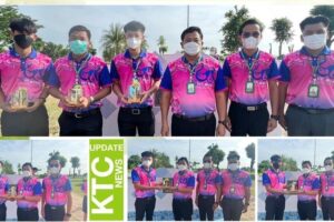 นายเริงศักดิ์ เข็มทอง ผู้อำนวยการวิทยาลัยเทคนิคโคกสำโรง พร้อมคณะผู้บริหาร คณะครู และบุคลากรทางการศึกษา ร่วมแสดงความยินดีแก่ นายสาธิต จีนขจร ในโอกาสได้เลื่อนวิทยฐานะ เป็นครูชำนาญการ นายวิทยา ณรงค์ศักดิ์สุขุม และนายณัฐพนธ์ สวัสดี เนื่องในโอกาสสำเร็จการศึกษา โดยผู้อำนวยการ มอบของที่ระลึก ณ วิทยาลัยเทคนิคโคกสำโรง