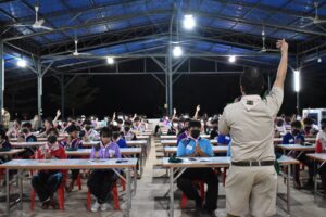 วันที่ ๑๙ กันยายน ๒๕๖๕ นายเริงศักดิ์ เข็มทอง ผู้อำนวยการ วิทยาลัยเทคนิคโคกสำโรง พร้อมคณะผู้บริหาร คณะครู และตัวแทนนักเรียน เข้าร่วมกิจกรรม”เป้าหมายประเทศไทยในการต่อต้านการทุจริต ในโครงการพัฒนาลูกเสือแกนนำช่อสะอาดและการสร้างสื่อออนไลน์ต่อต้านทุจริตและประพฤติมิชอบ สำนักงานคณะกรรมการพัฒนากิจการลูกเสือเนตรนารีวิสามัญอาชีวศึกษา (พ.ส.น.อ.) ภาคกลาง ณ ค่ายลูกเสือไทเกอร์แคมป์ ตำบลวังเพลิง อำเภอโคกสำโรง จังหวัดลพบุรี