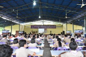 วันที่ ๑๙ กันยายน ๒๕๖๕ นายเริงศักดิ์ เข็มทอง ผู้อำนวยการ วิทยาลัยเทคนิคโคกสำโรง พร้อมคณะผู้บริหาร คณะครู และตัวแทนนักเรียน เข้าร่วมโครงการพัฒนาลูกเสือแกนนำช่อสะอาดและการสร้างสื่อออนไลน์ต่อต้านการทุจริตและประพฤติมิชอบ ประจำปีงบประมาณ พ.ศ. ๒๕๖๕ สำนักงานคณะกรรมการพัฒนากิจการลูกเสือเนตรนารีวิสามัญอาชีวศึกษา (พ.ส.น.อ.) ภาคกลาง ณ ค่ายลูกเสือไทเกอร์แคมป์ ตำบลวังเพลิง อำเภอโคกสำโรง จังหวัดลพบุรี